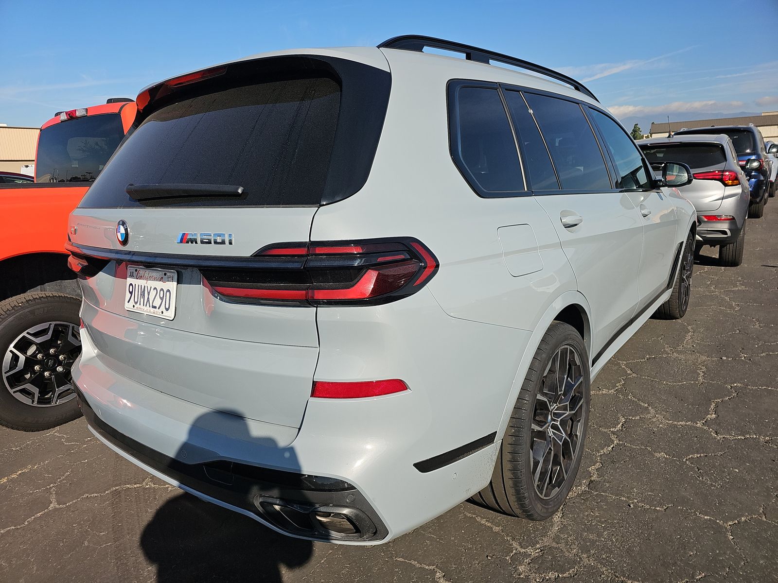 2026 BMW X7 M60i AWD