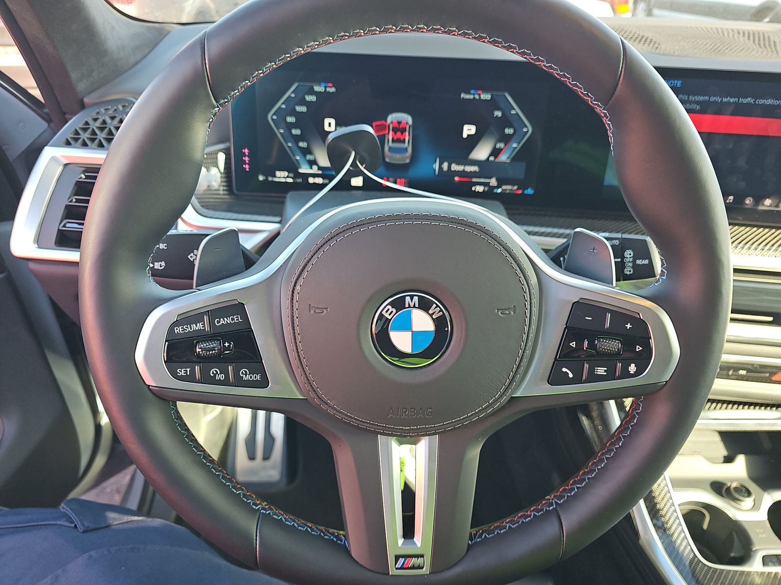 2026 BMW X7 M60i AWD