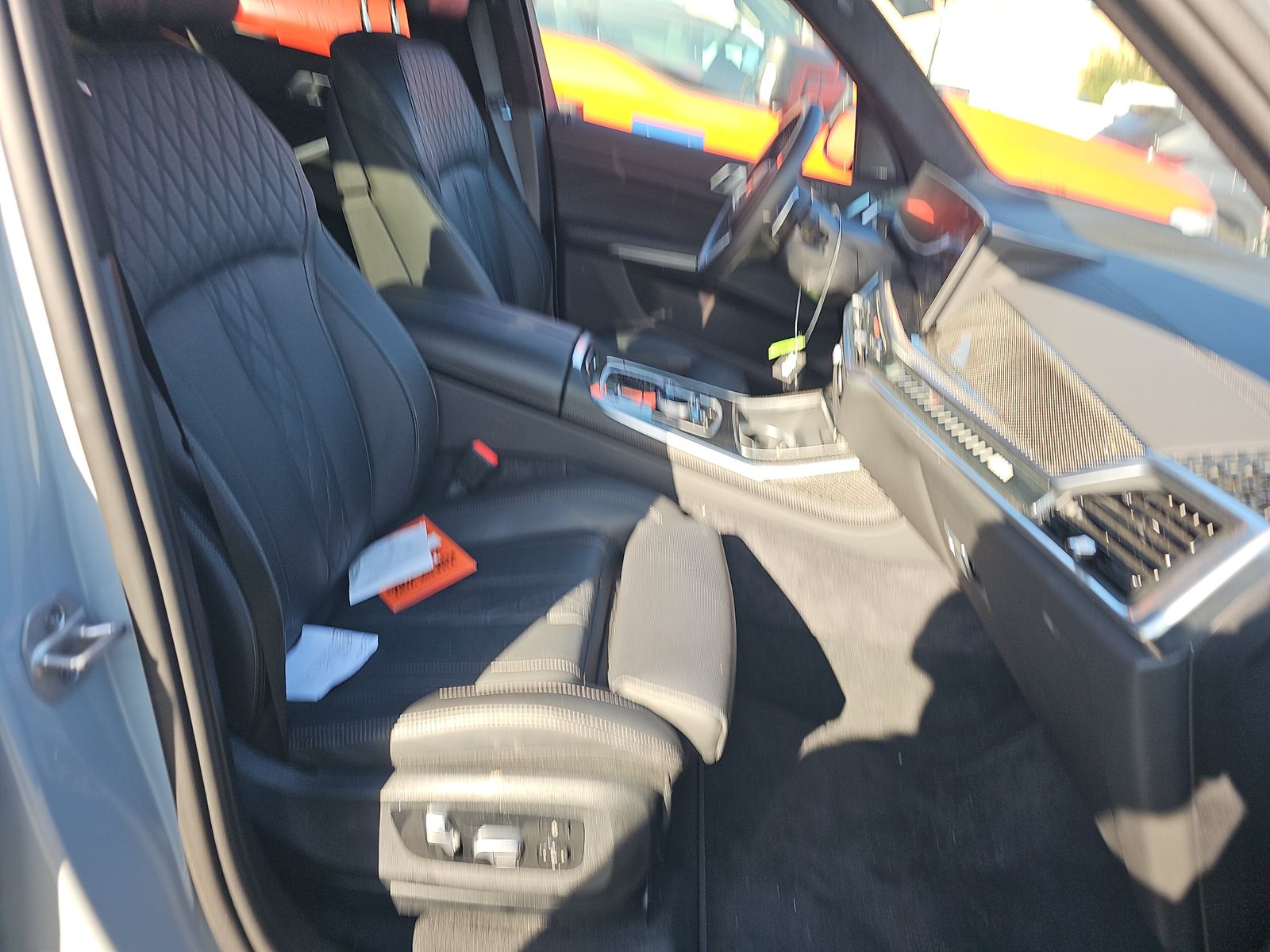 2026 BMW X7 M60i AWD