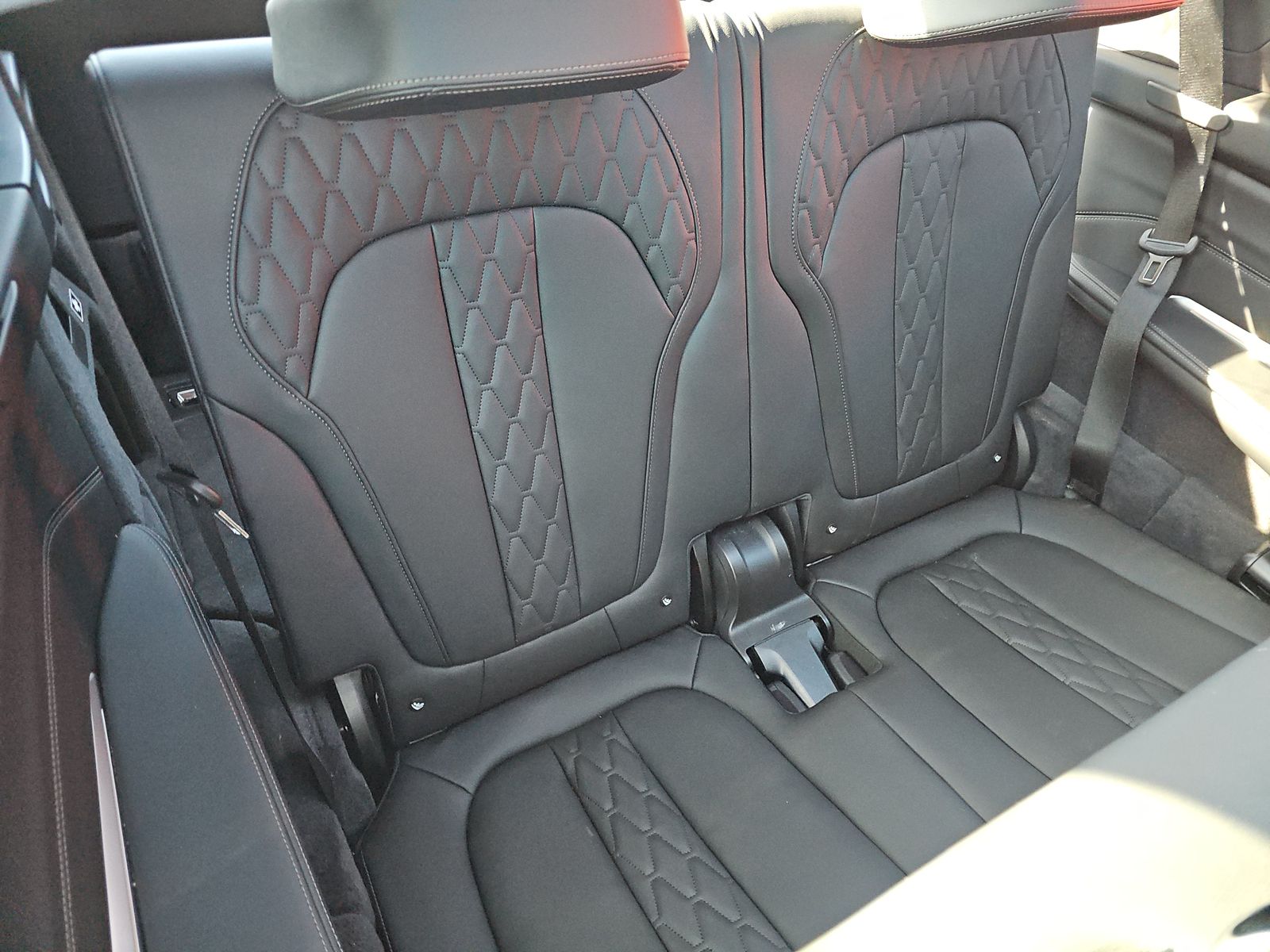 2026 BMW X7 M60i AWD