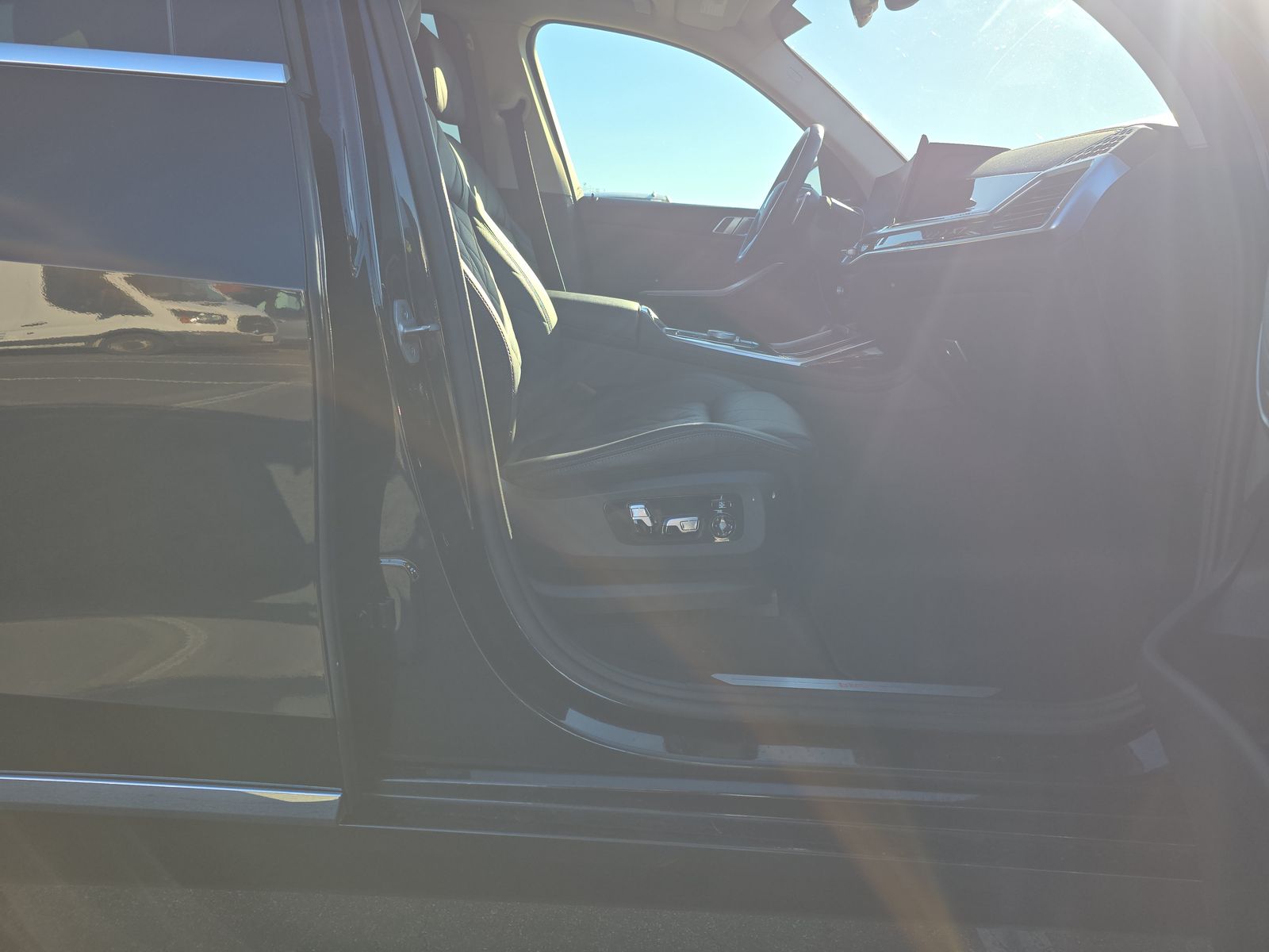 2025 BMW X7 xDrive40i AWD