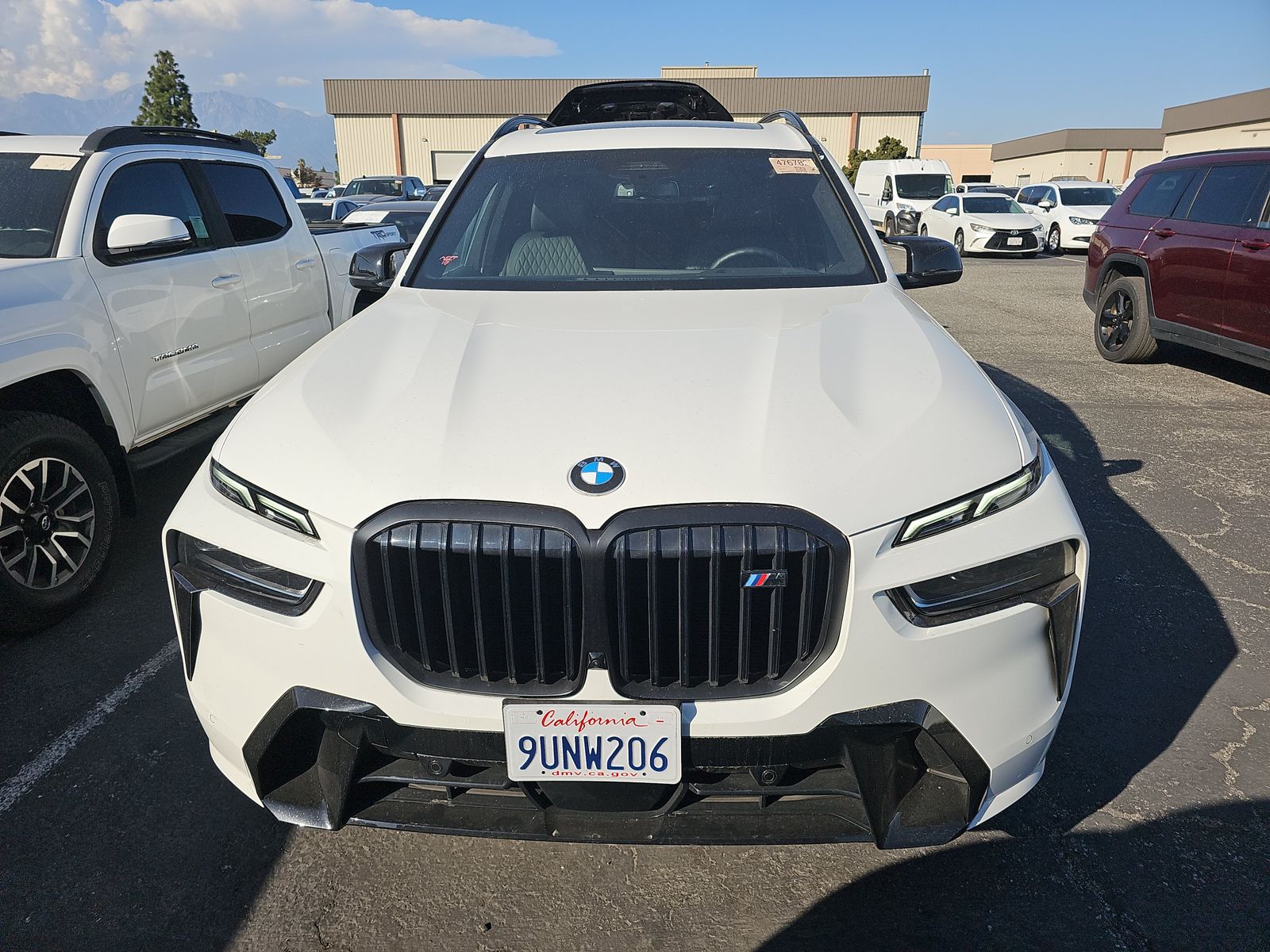 2026 BMW X7 M60i AWD