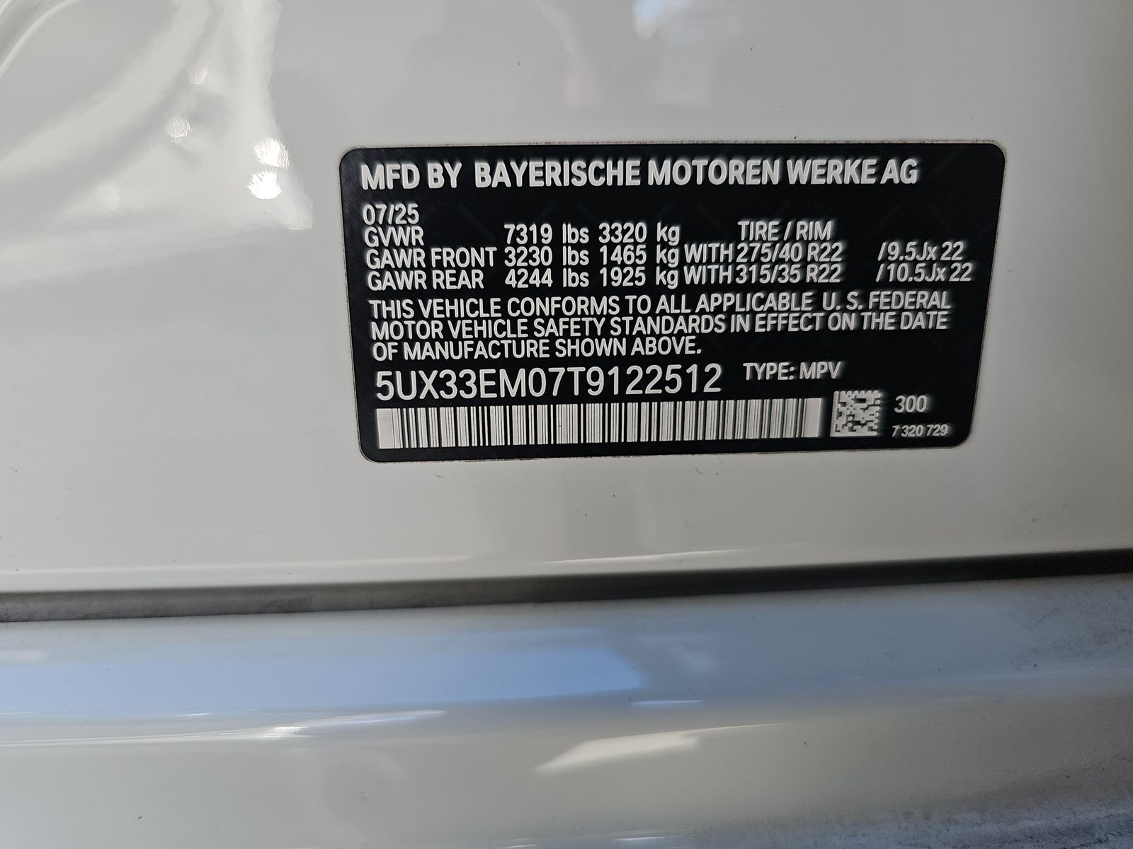 2026 BMW X7 M60i AWD