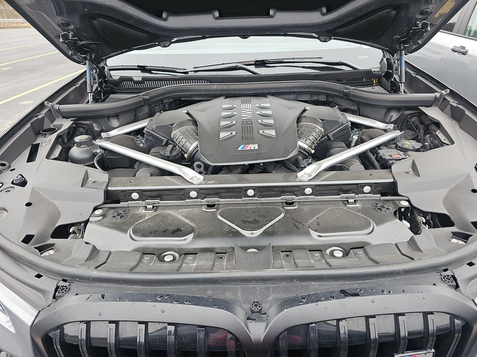 2026 BMW X7 M60i AWD