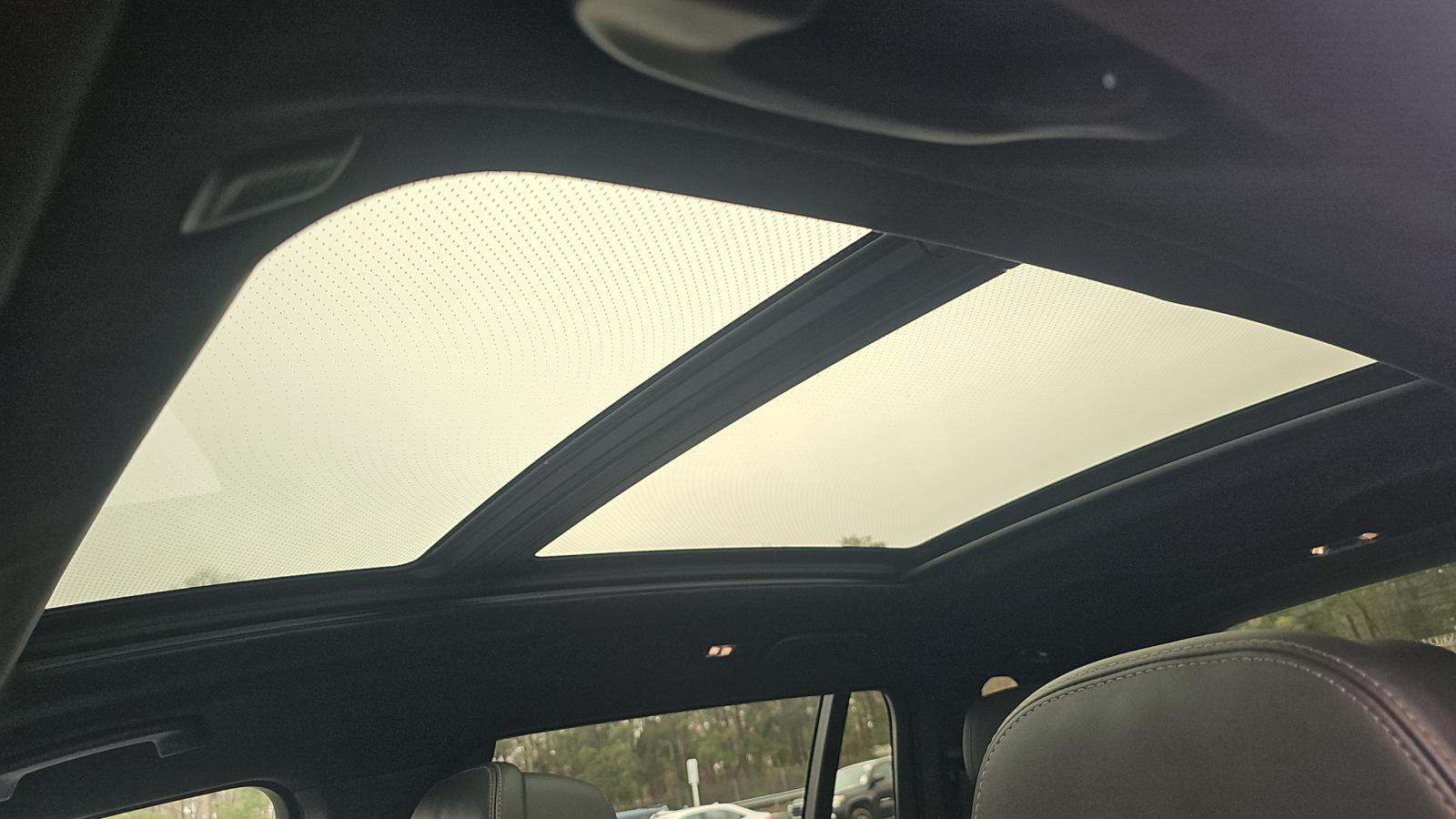 2026 BMW X7 M60i AWD