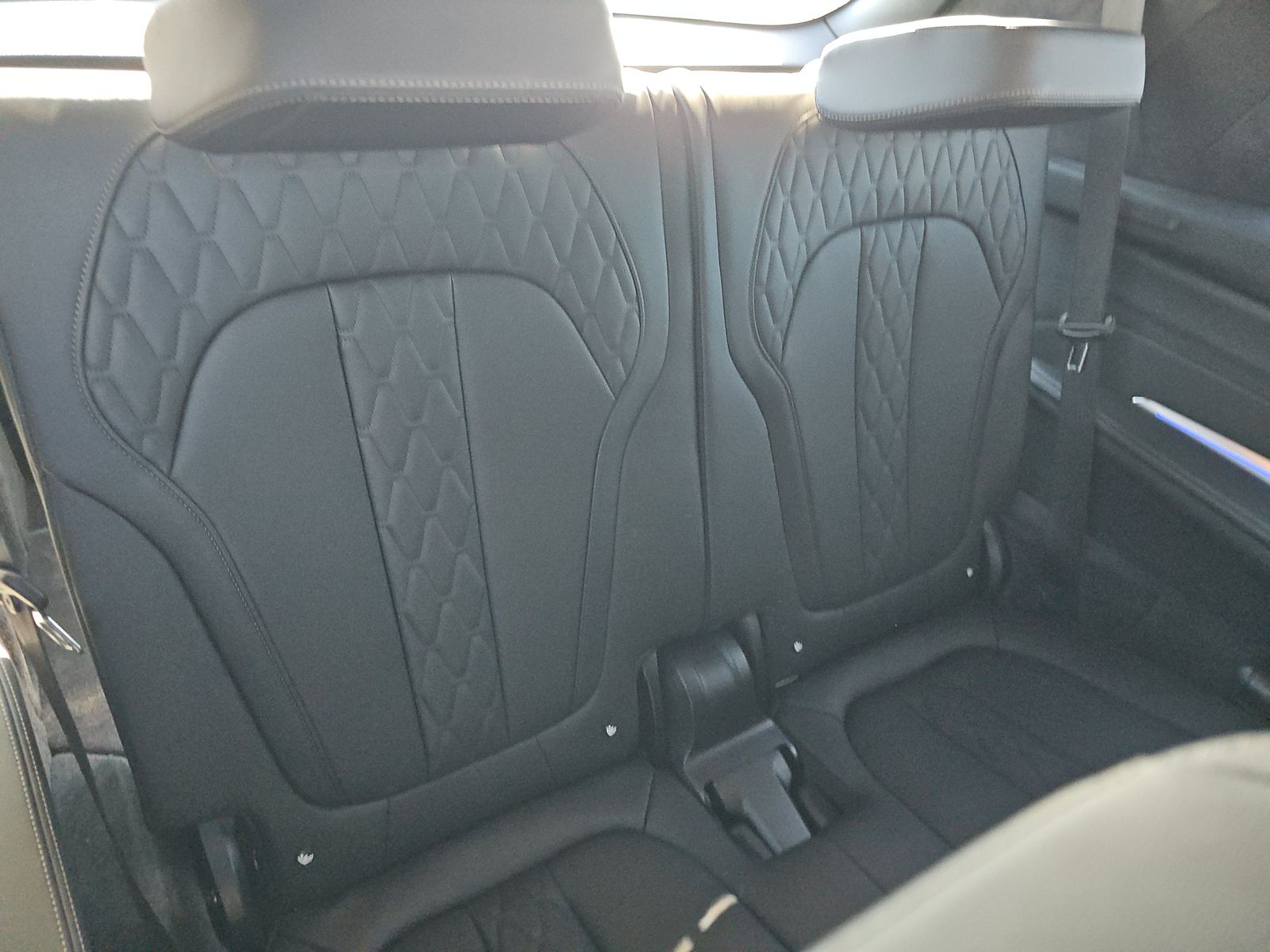 2026 BMW X7 M60i AWD