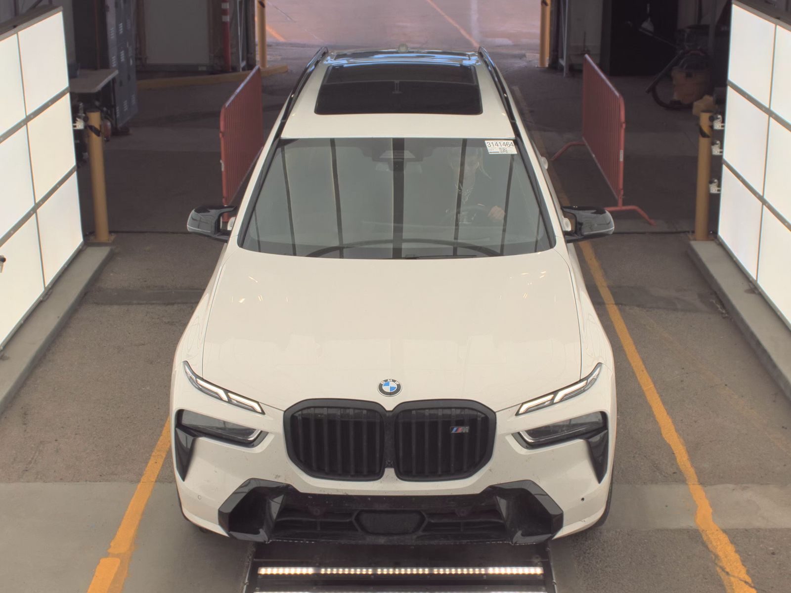 2026 BMW X7 M60i AWD