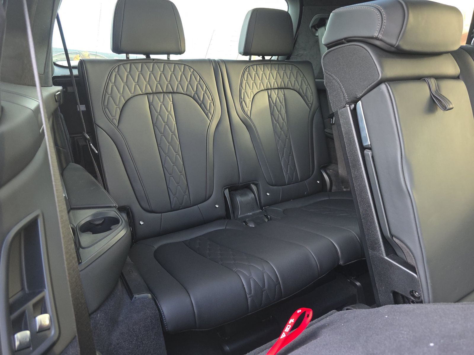 2026 BMW X7 M60i AWD