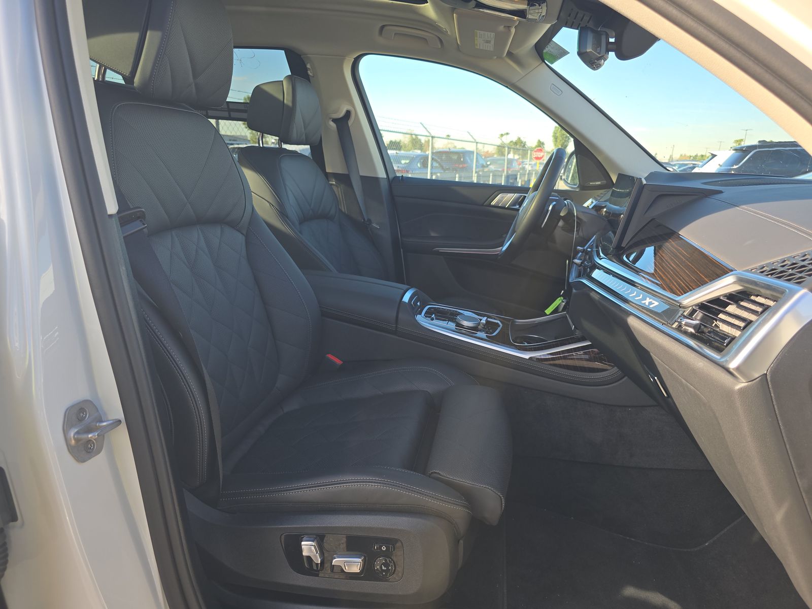 2026 BMW X7 xDrive40i AWD