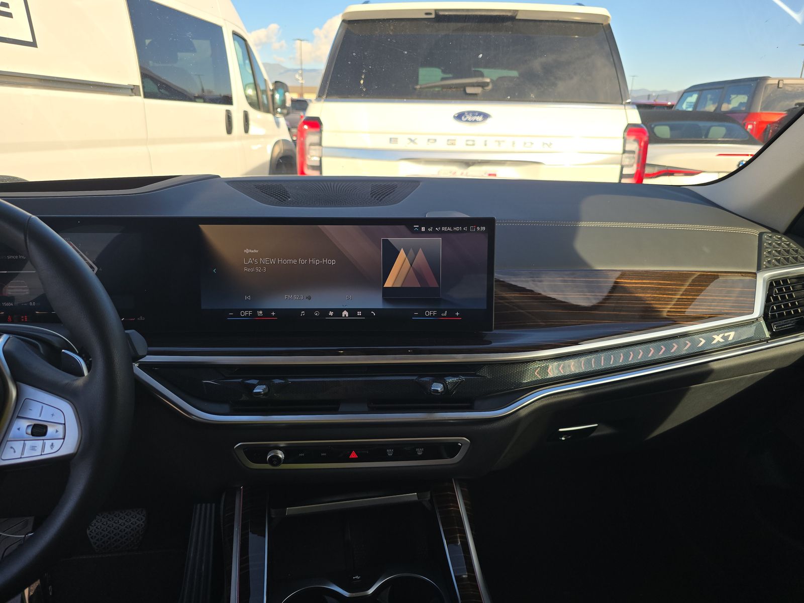 2026 BMW X7 xDrive40i AWD