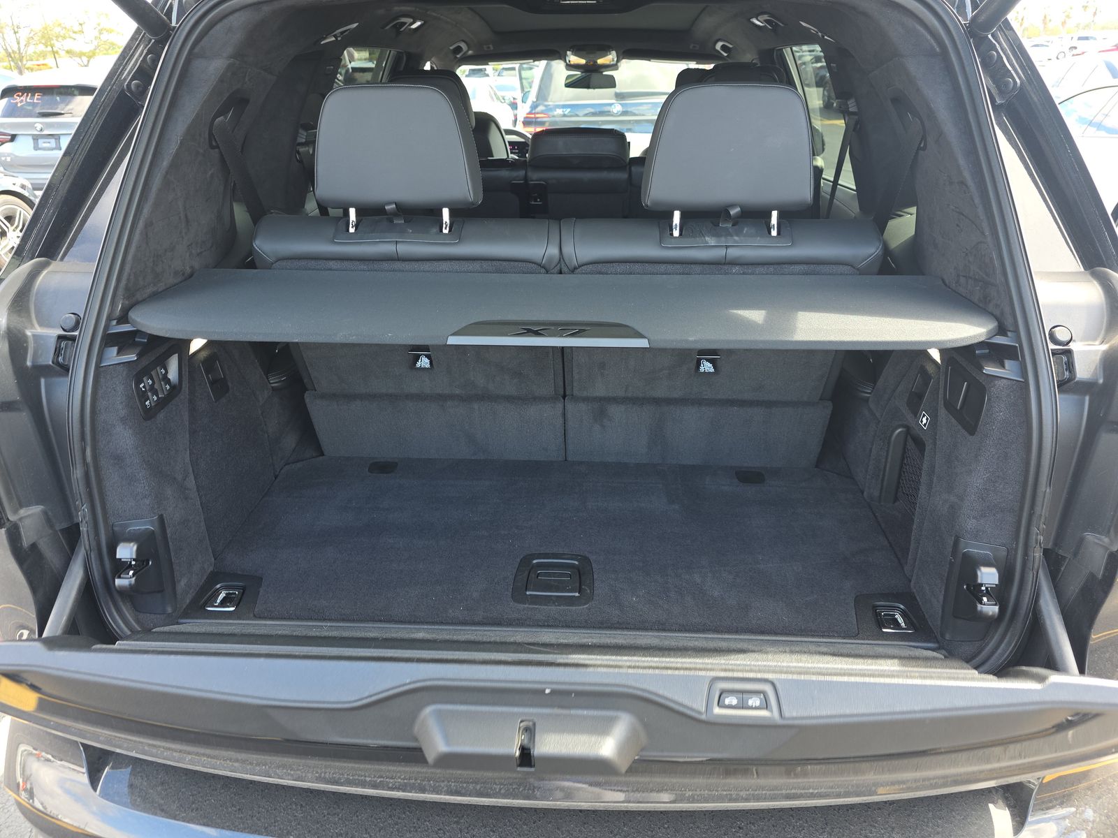 2026 BMW X7 M60i AWD