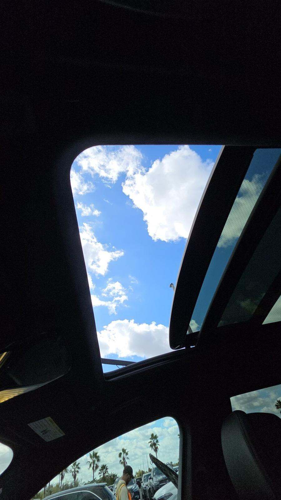 2026 BMW X7 M60i AWD