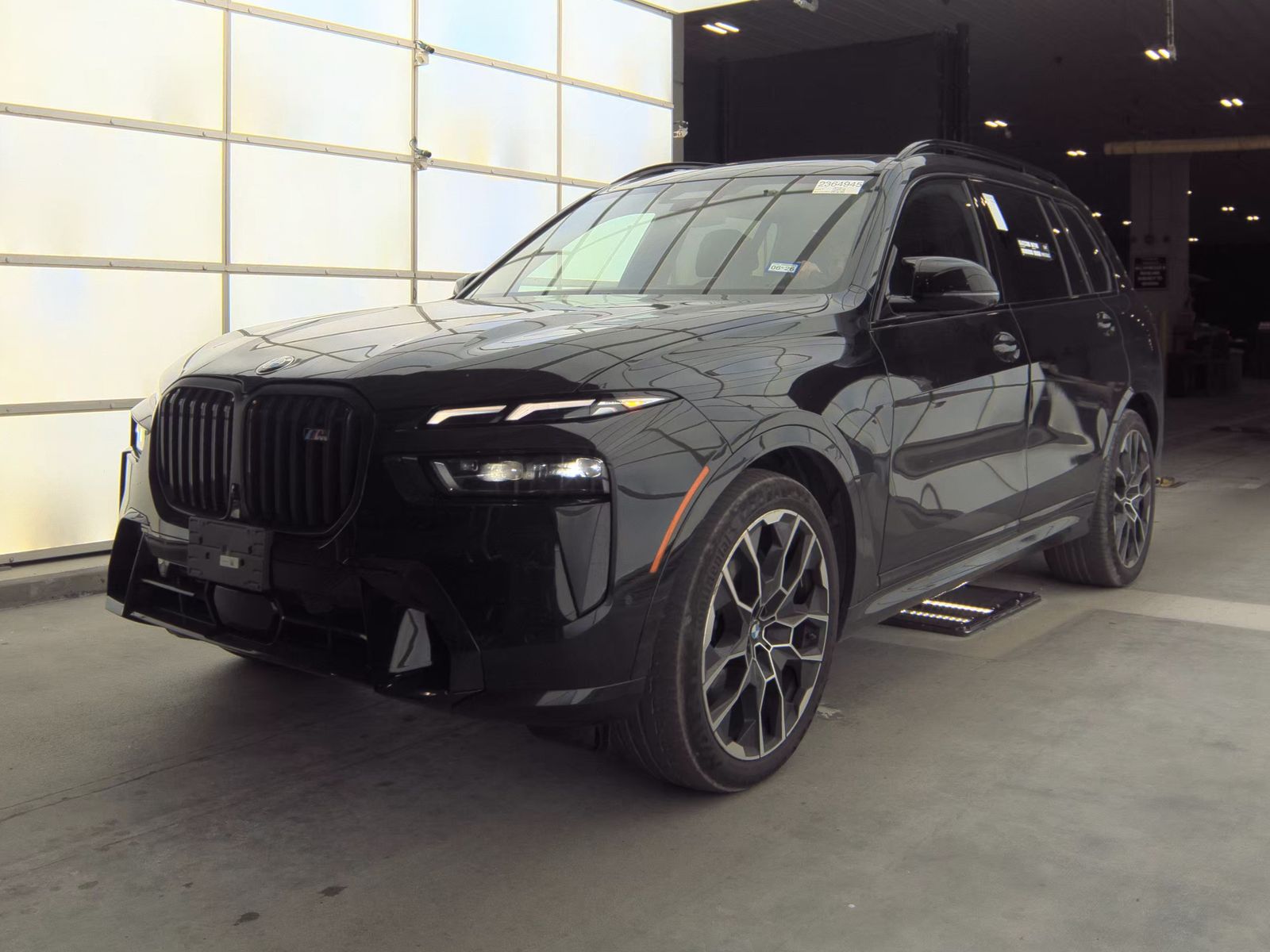 2026 BMW X7 M60i AWD