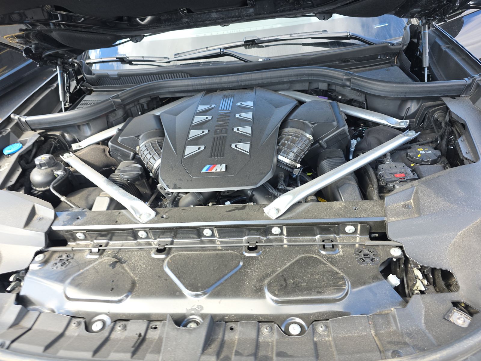 2026 BMW X7 M60i AWD