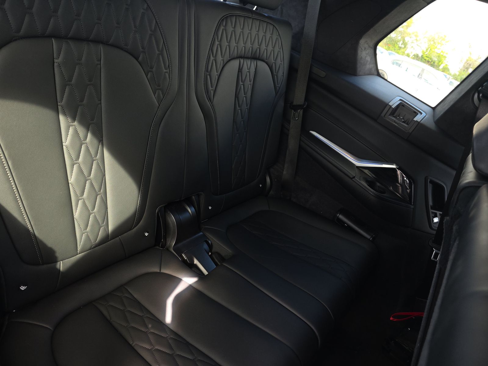 2026 BMW X7 M60i AWD