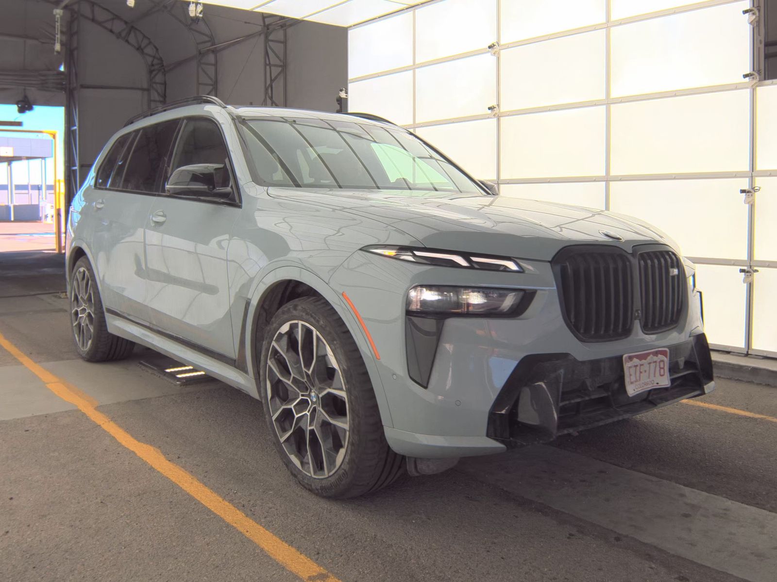 2026 BMW X7 M60i AWD