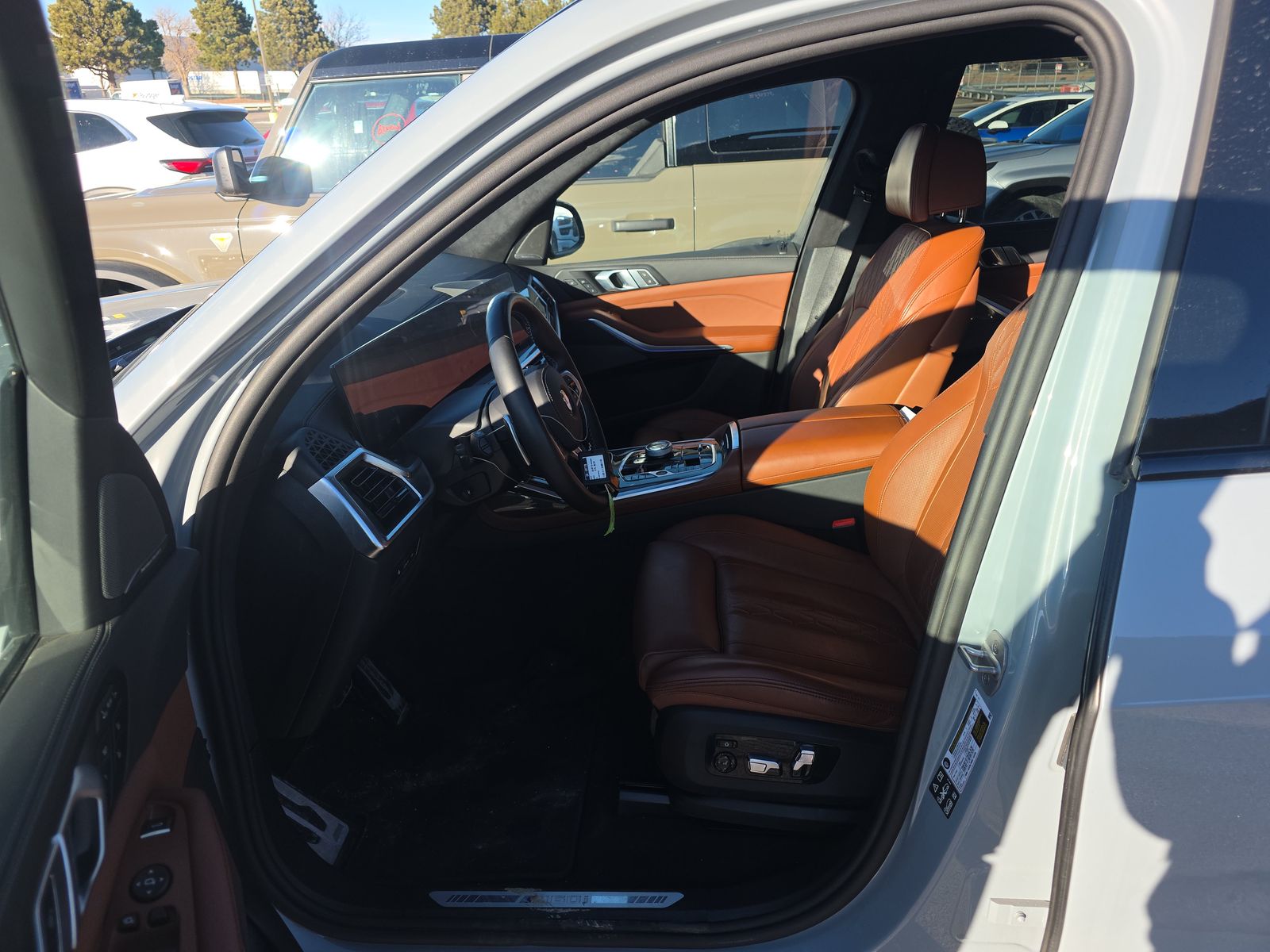 2026 BMW X7 M60i AWD