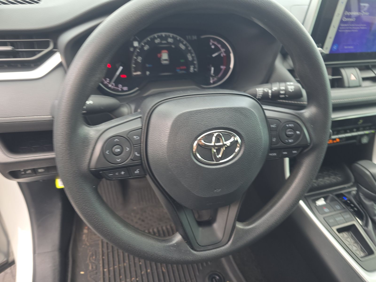 2024 Toyota RAV4 XLE FWD