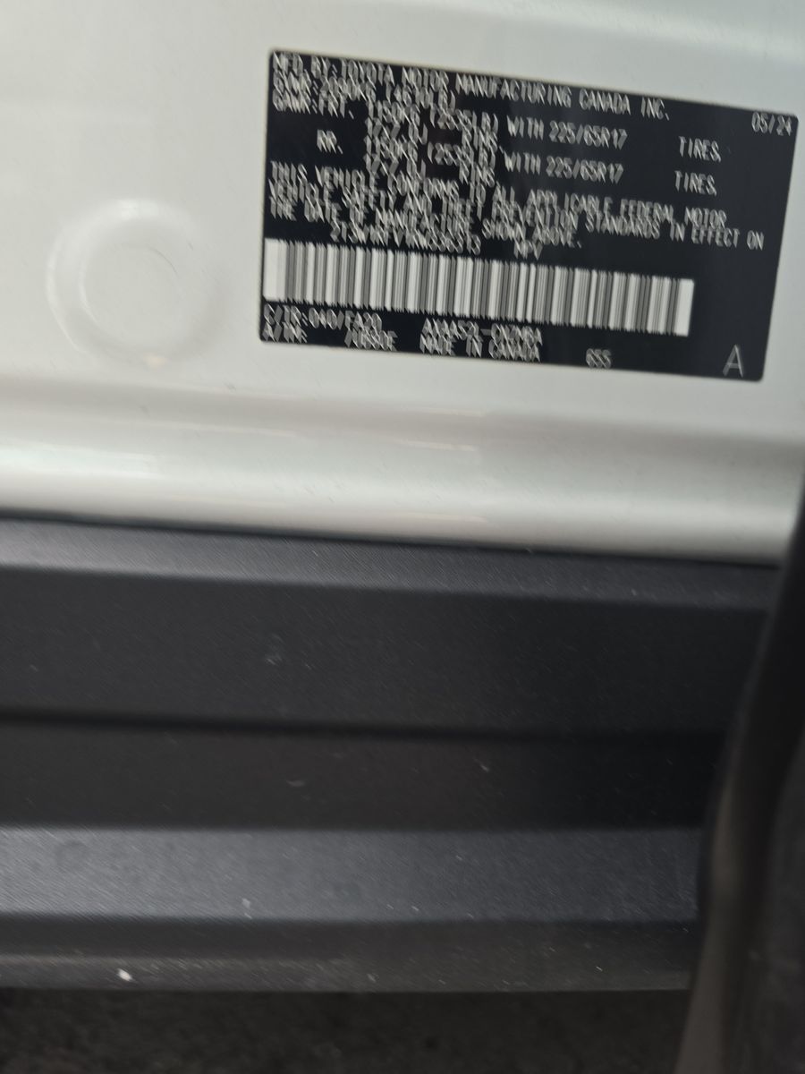 2024 Toyota RAV4 XLE FWD