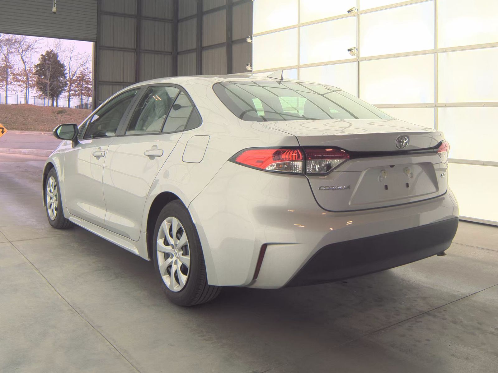 2025 Toyota Corolla LE FWD