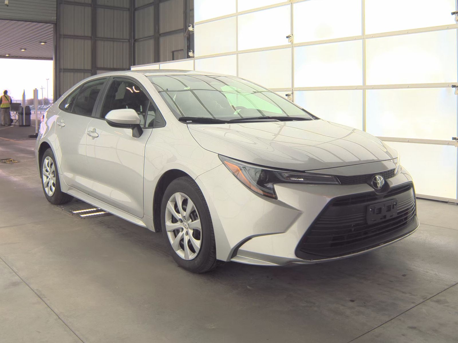 2025 Toyota Corolla LE FWD