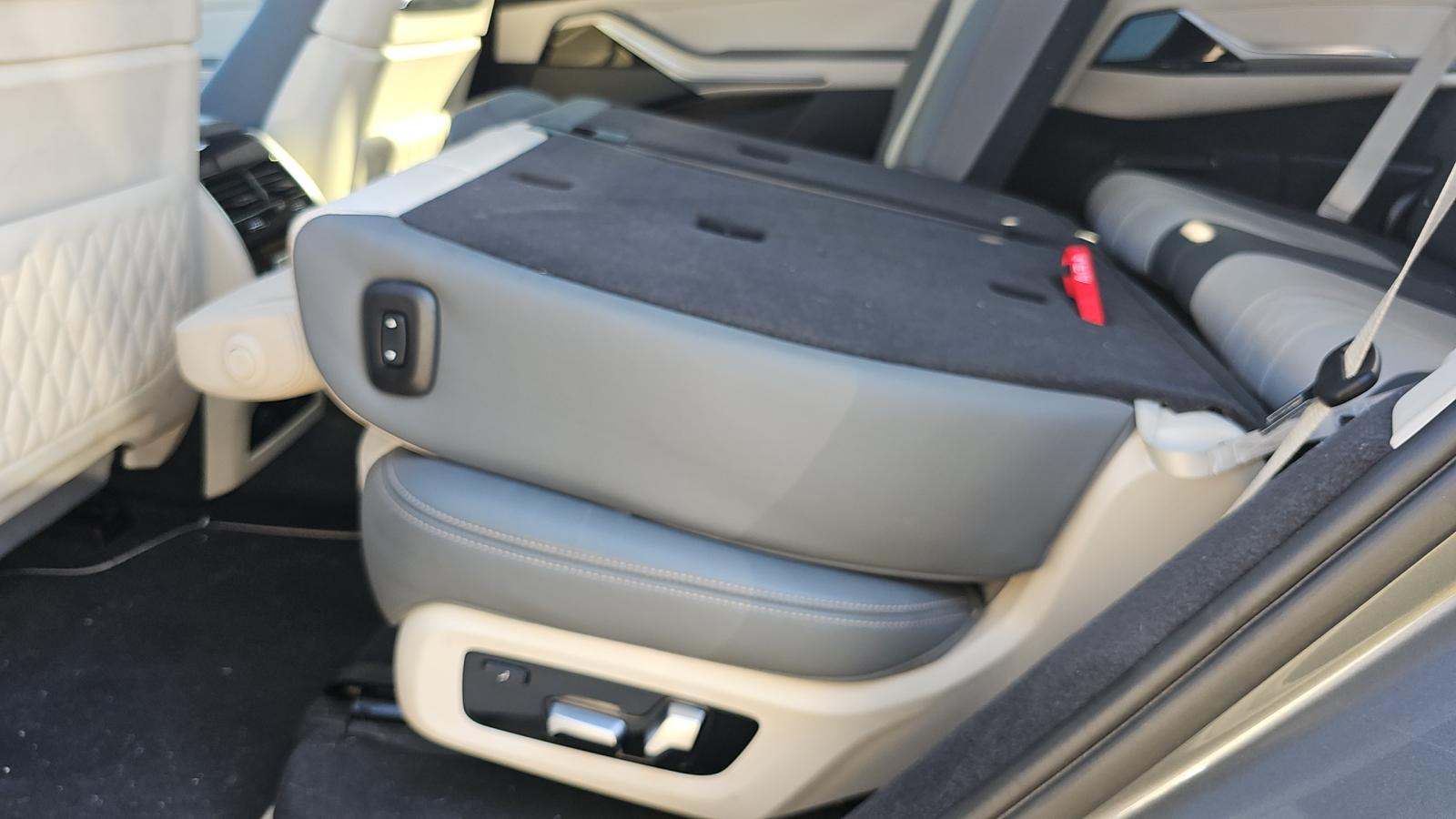 2024 BMW X7 xDrive40i AWD