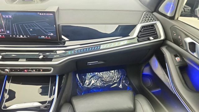 2024 BMW X7 xDrive40i AWD