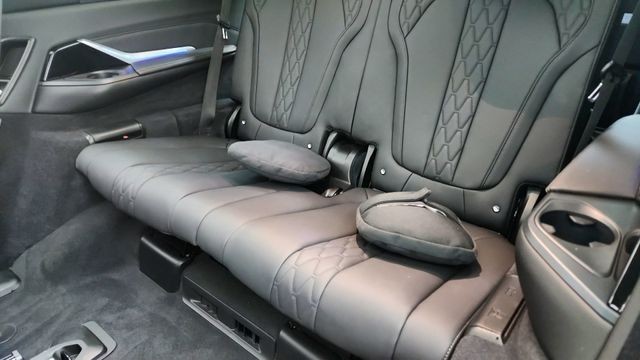 2024 BMW X7 xDrive40i AWD