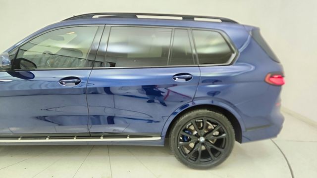 2024 BMW X7 xDrive40i AWD