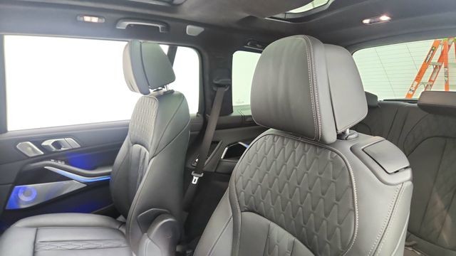 2024 BMW X7 xDrive40i AWD