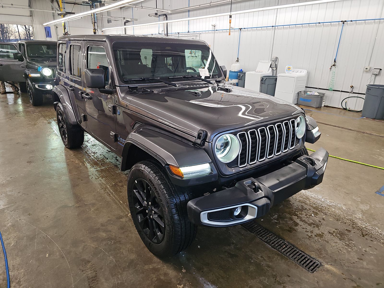 JEEP WRANGLER - 4