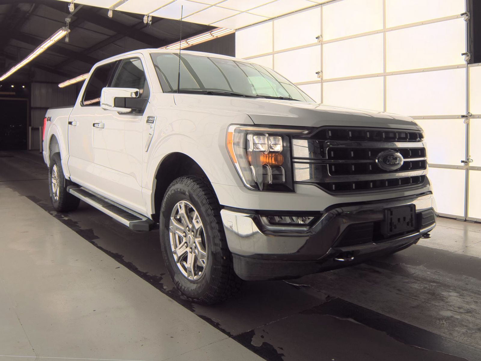 2023 Ford F-150 Lariat AWD