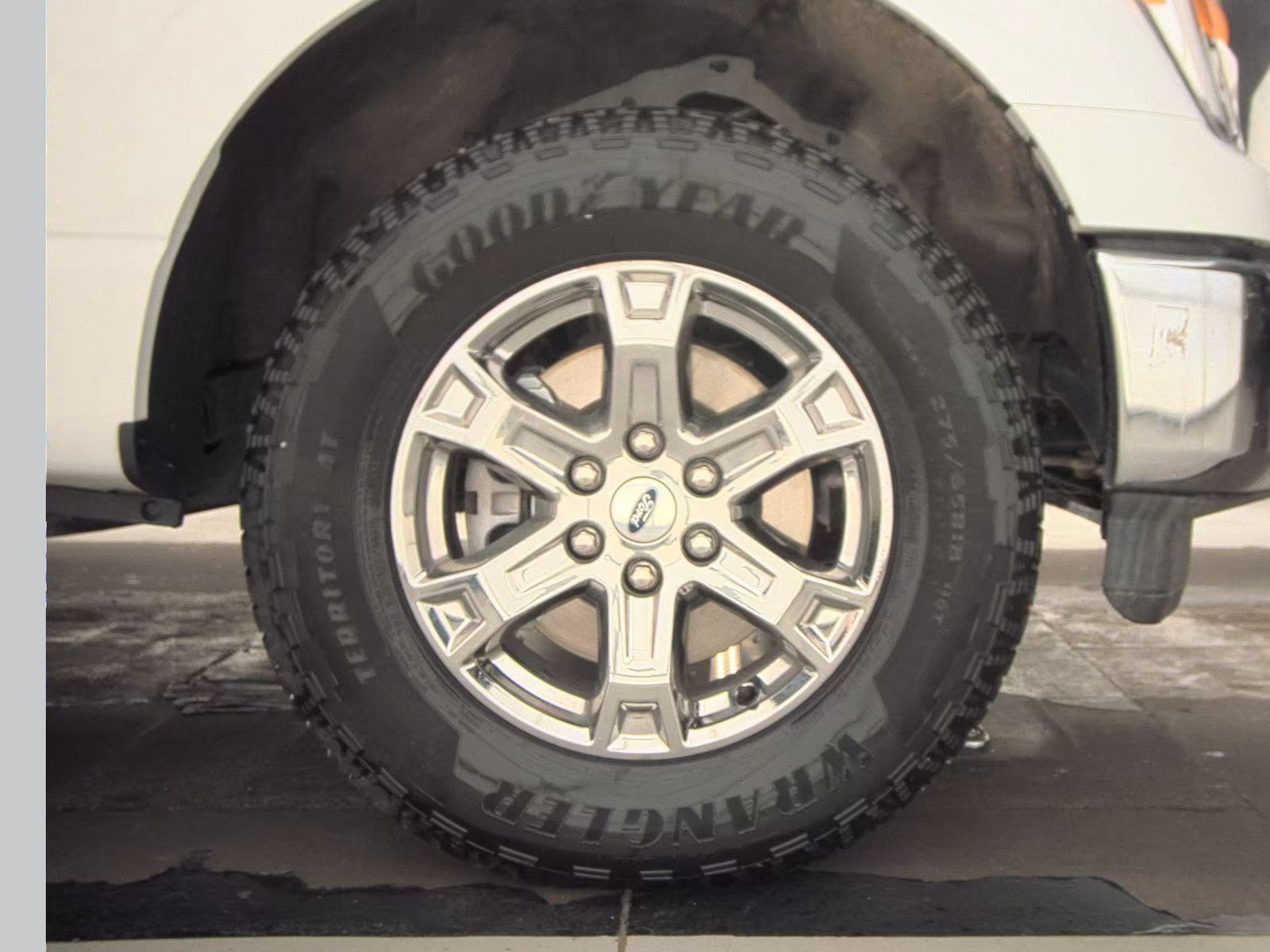 2023 Ford F-150 Lariat AWD