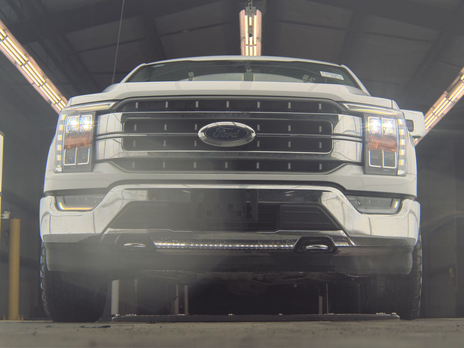 2023 Ford F-150 Lariat AWD