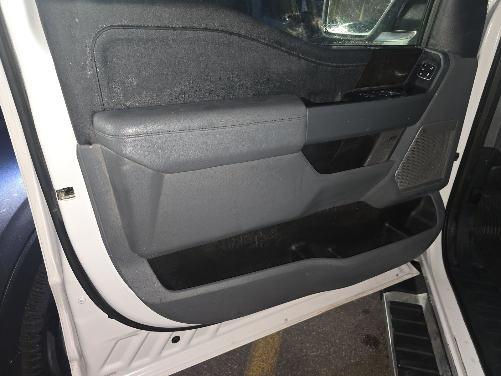 2023 Ford F-150 Lariat AWD