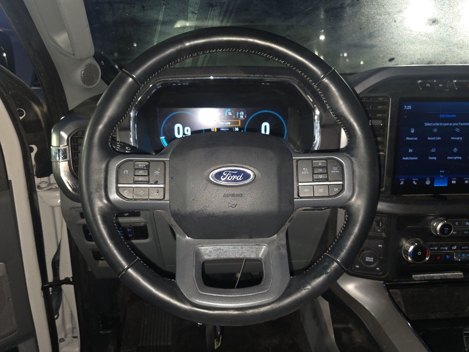 2023 Ford F-150 Lariat AWD