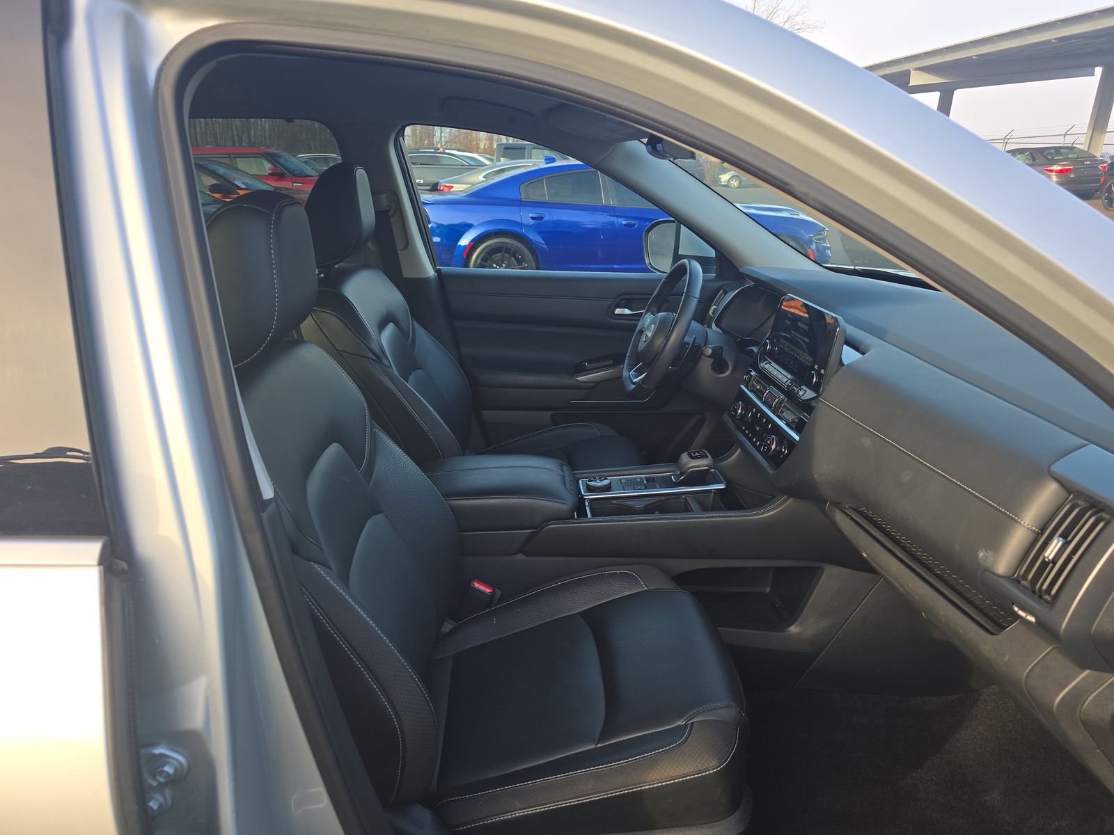 2023 Nissan Pathfinder SL AWD