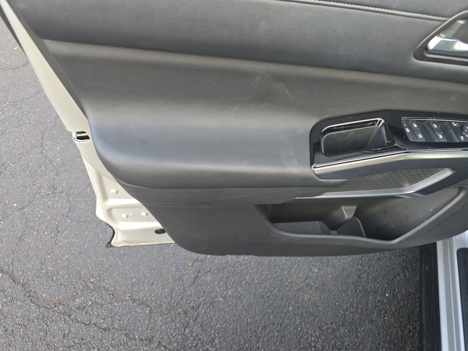 2023 Nissan Pathfinder SL AWD