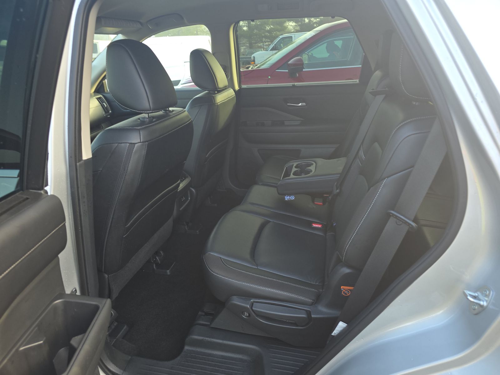 2023 Nissan Pathfinder SL AWD