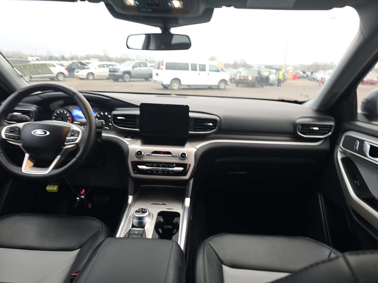 2024 Ford Explorer XLT AWD