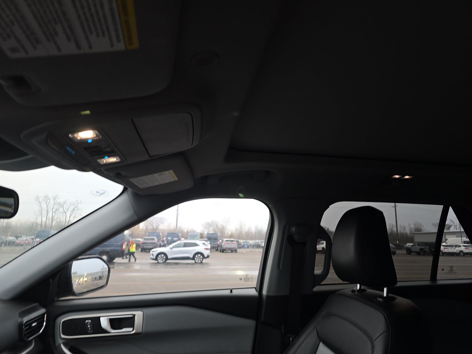 2024 Ford Explorer XLT AWD