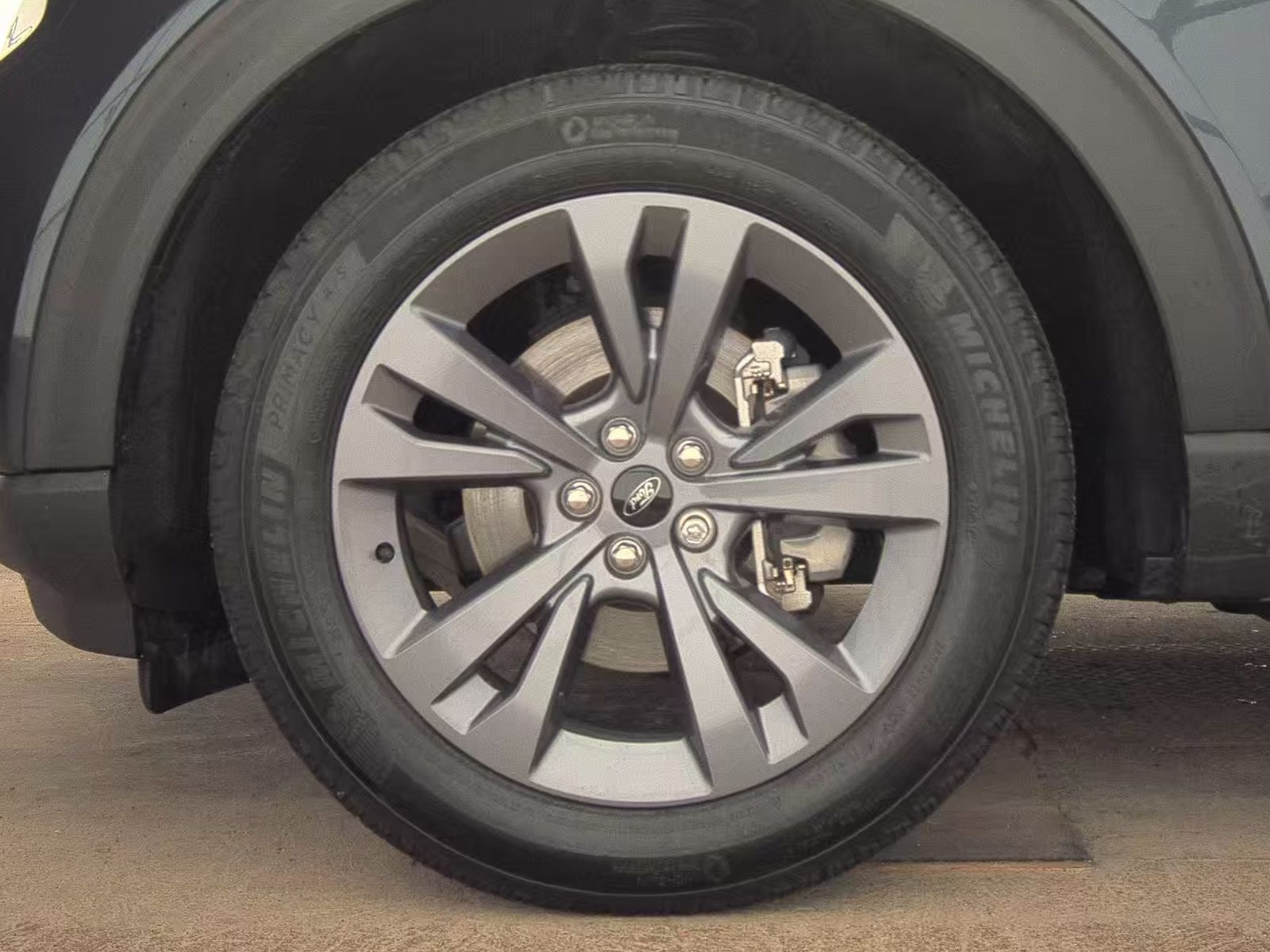 2024 Ford Explorer XLT AWD