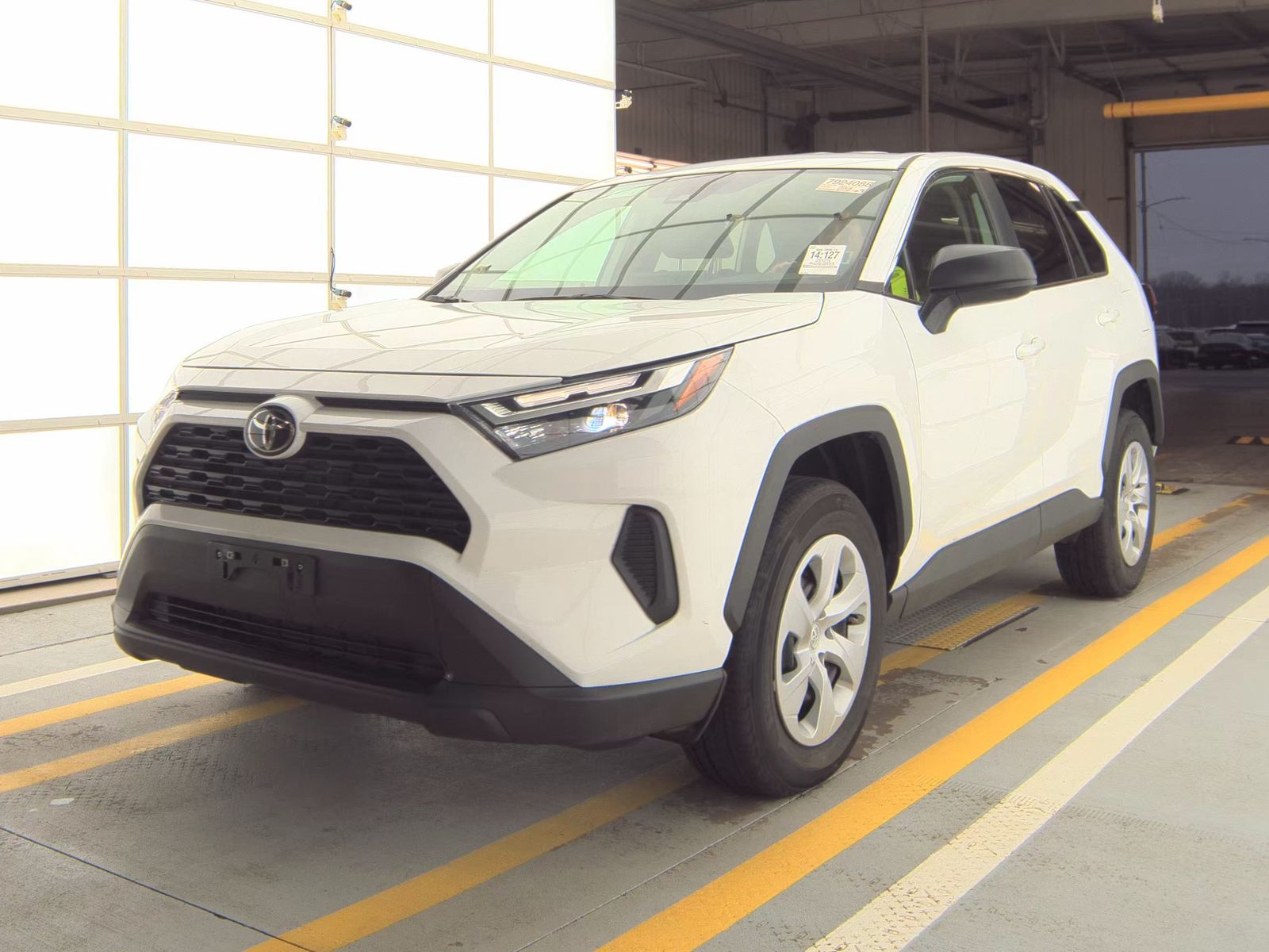 2025 Toyota RAV4 LE FWD