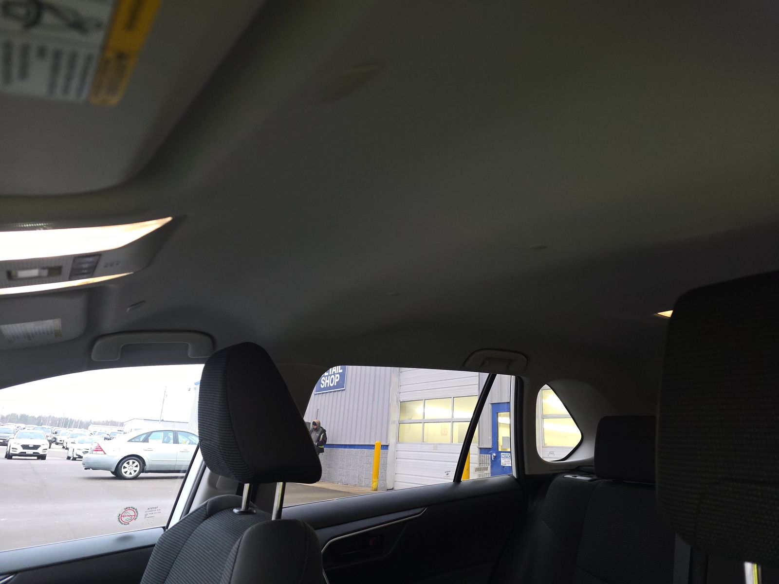 2025 Toyota RAV4 LE FWD