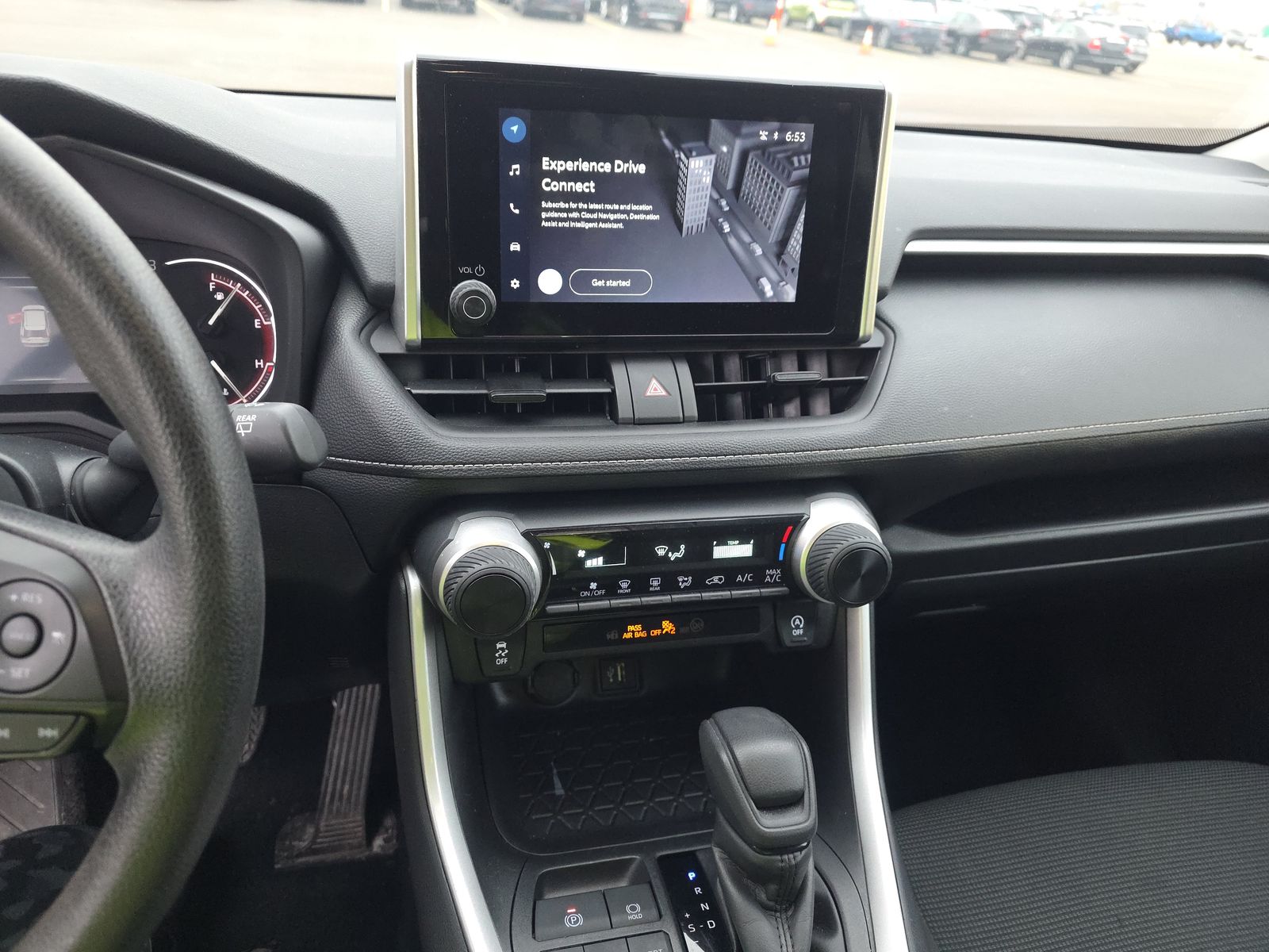 2025 Toyota RAV4 LE FWD