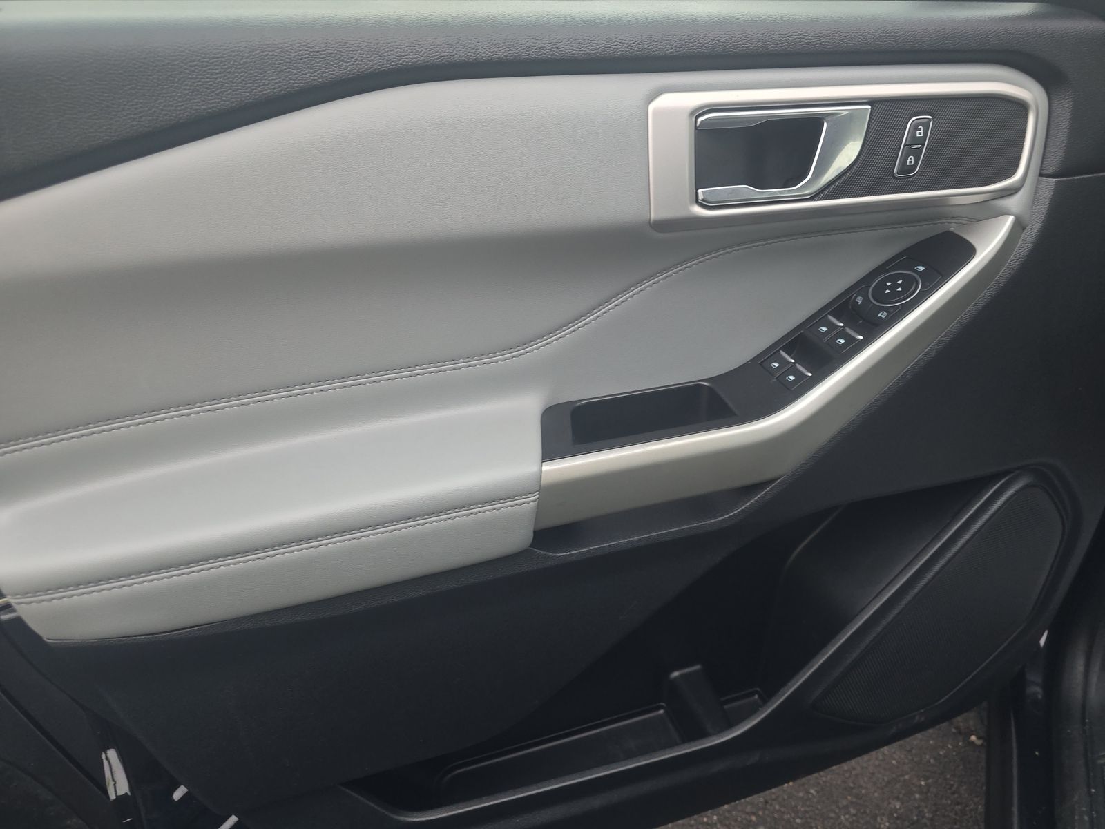 2021 Ford Explorer XLT AWD