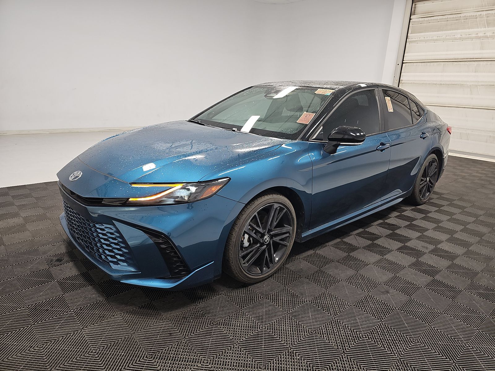 2025 Toyota Camry XSE FWD