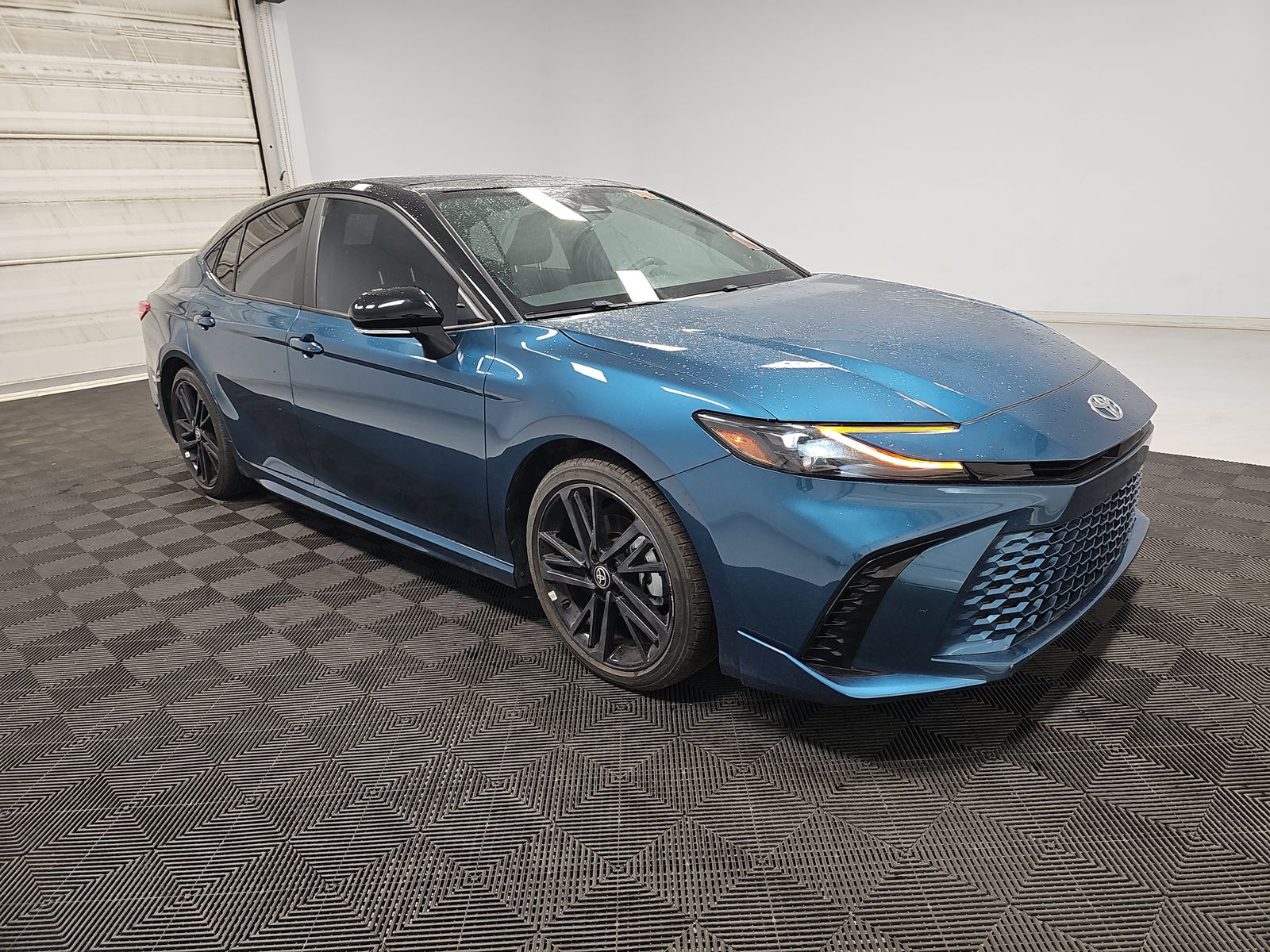 2025 Toyota Camry XSE FWD