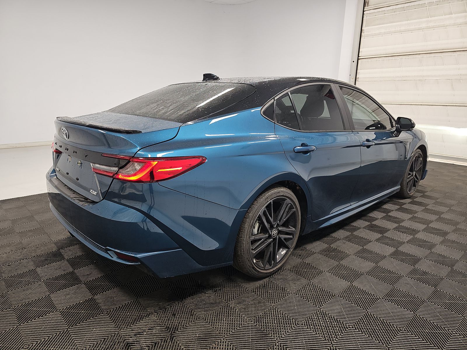 2025 Toyota Camry XSE FWD