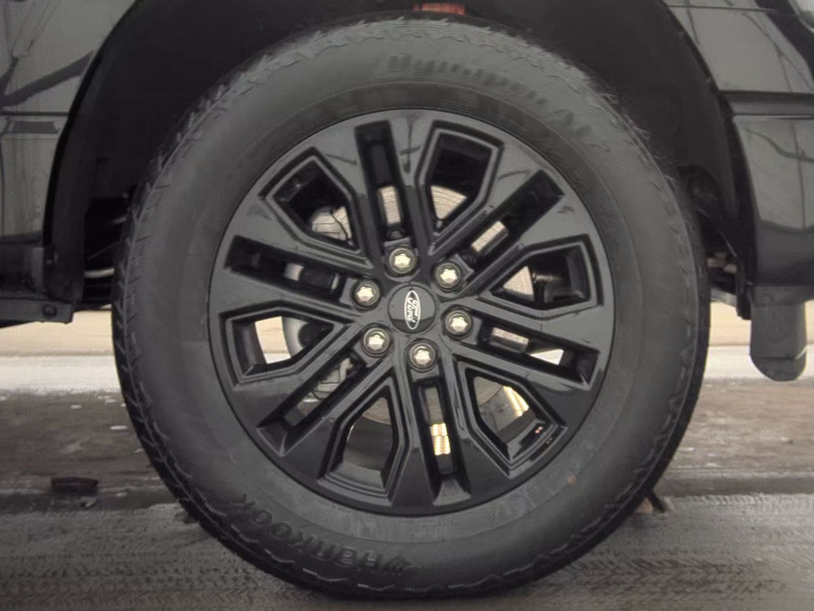 2025 Ford F-150 Hybrid Lariat AWD